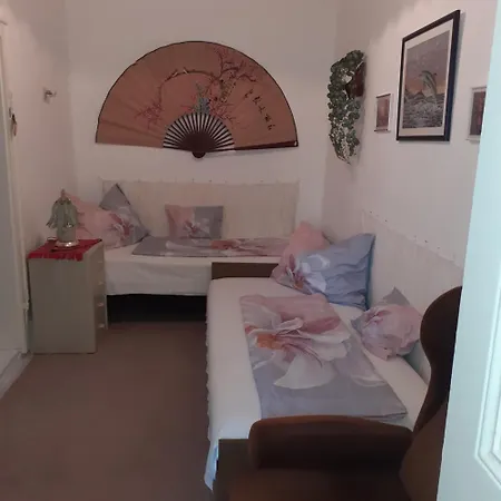 Farago Vendeghaz Abádszalók