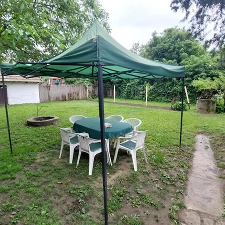 Farago Vendeghaz Abádszalók